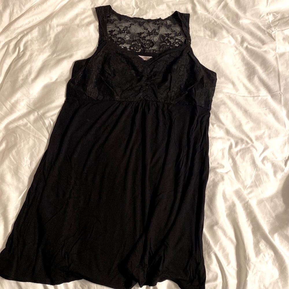 A Pea in the Pod lace nursing gown with sweetheart neckline